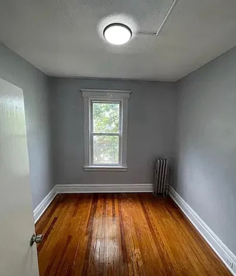 21 Vail St #3R - Photo 5 of 8