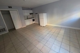 143 N Walnut St #12 - Photo 1 of 1