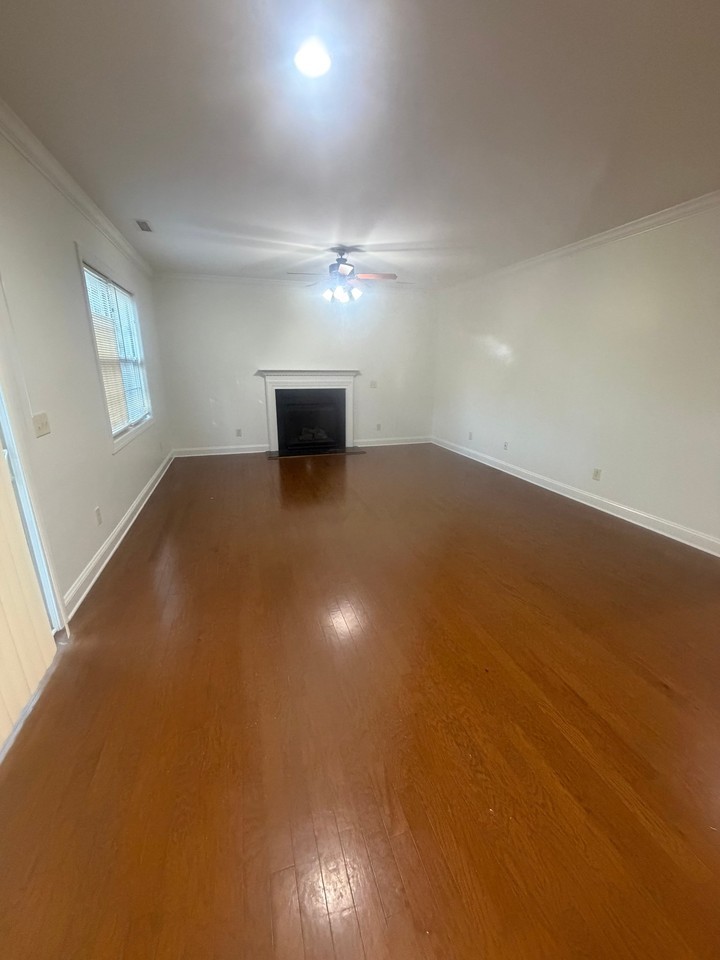 5321 Orabelle Ct - Photo 7 of 20