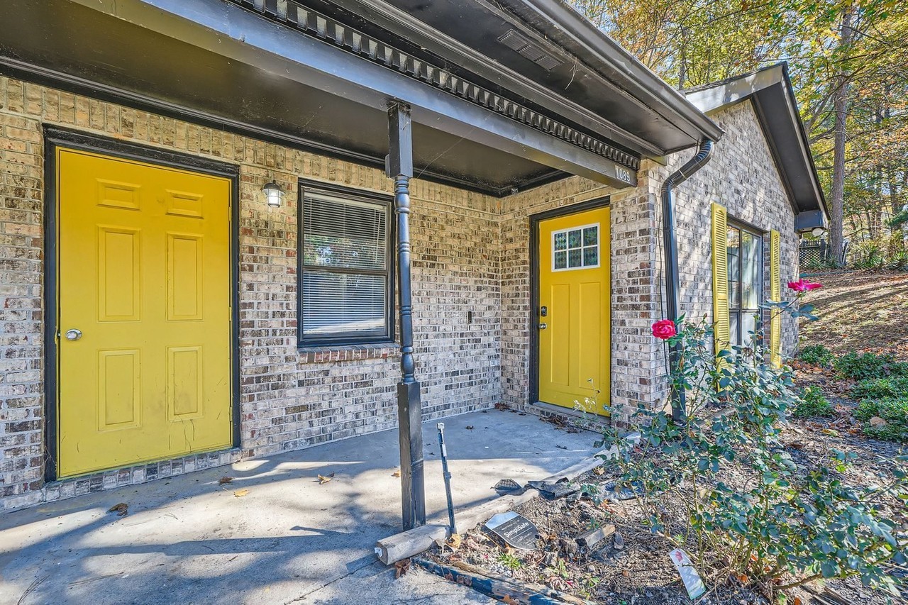 1089 Summer Brook Rd - Photo 2 of 17