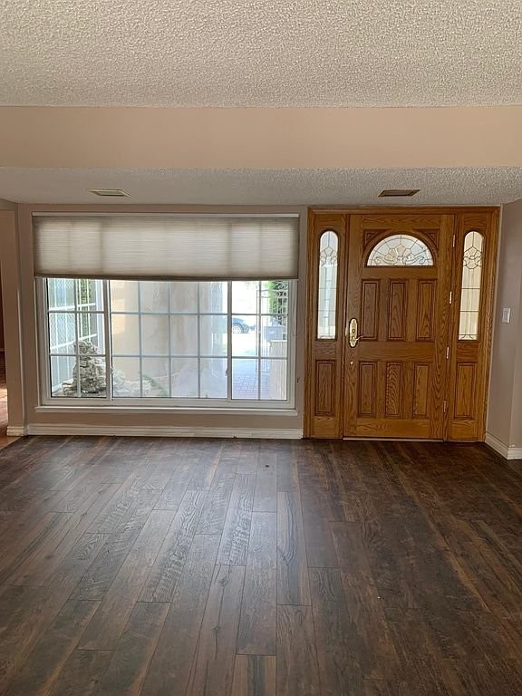 9487 Somerset Ln - Photo 6 of 14