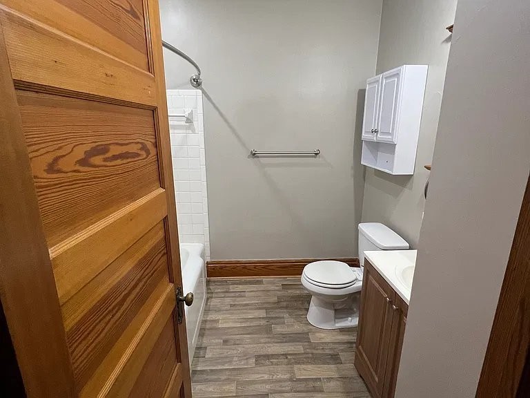 36 Warren Ave #2 - Photo 7 of 8