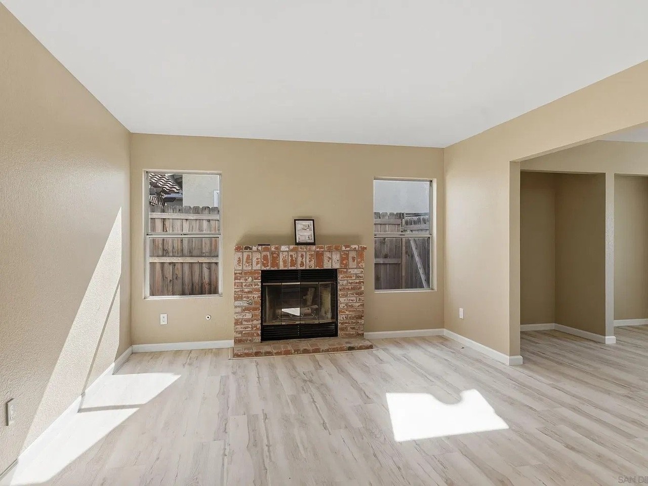 7427 Kamwood St - Photo 2 of 20