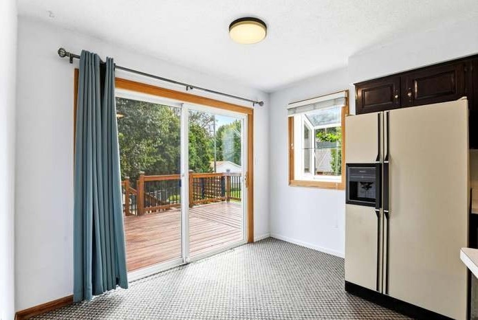 952 Humboldt Ave - Photo 2 of 20