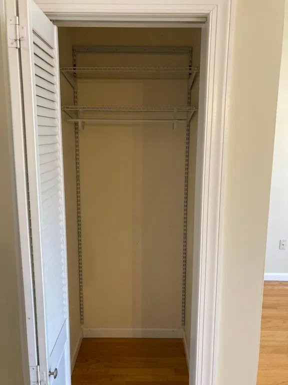 52 Franklin St - Photo 4 of 14