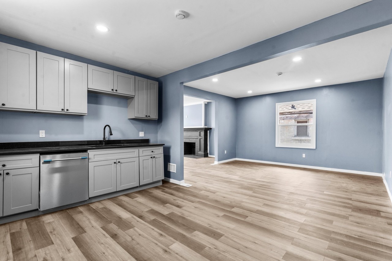 2648 Tuxedo St #2