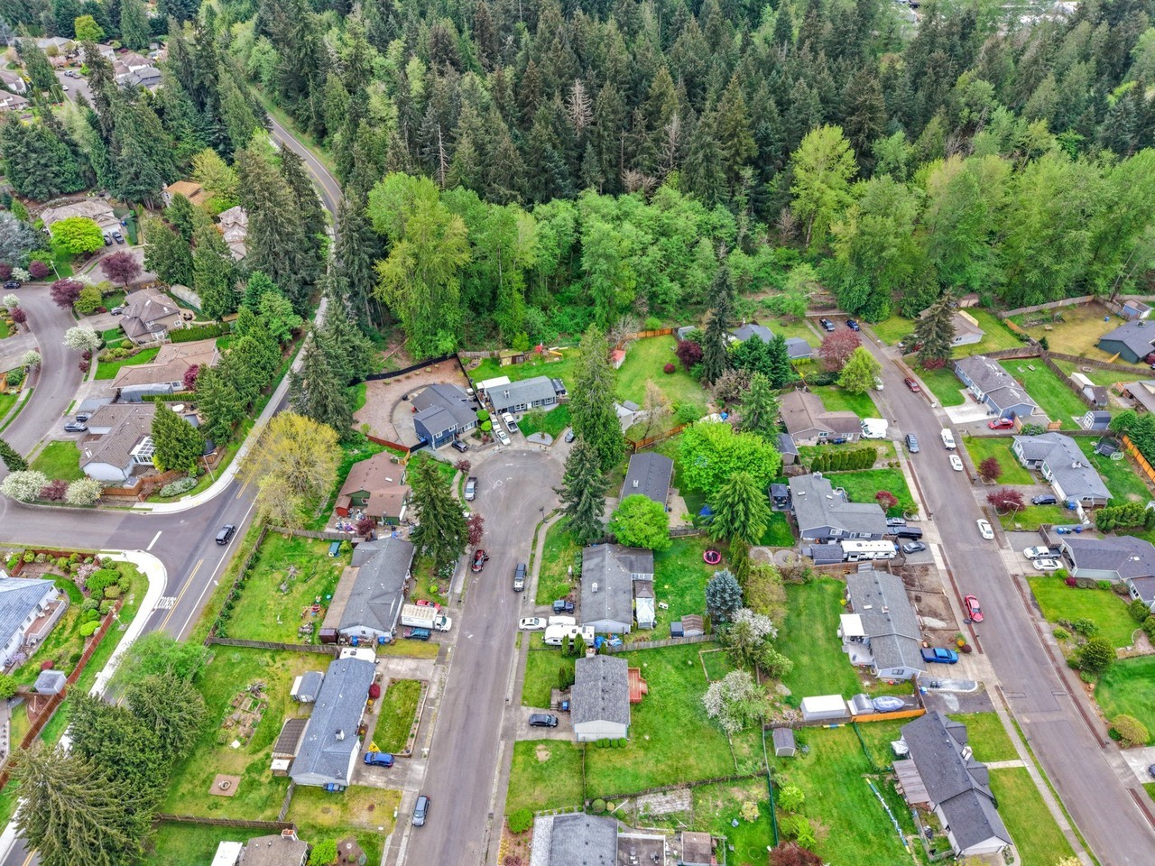 2904 14th St Se - Photo 6 of 34