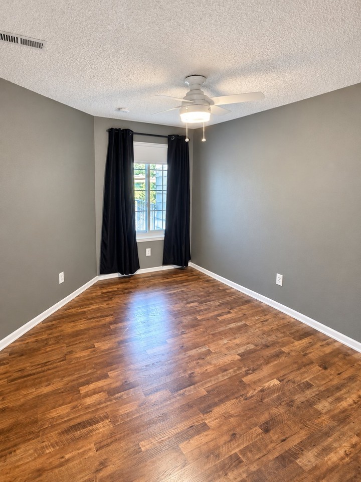 13741 E Lehigh Ave #E - Photo 2 of 17
