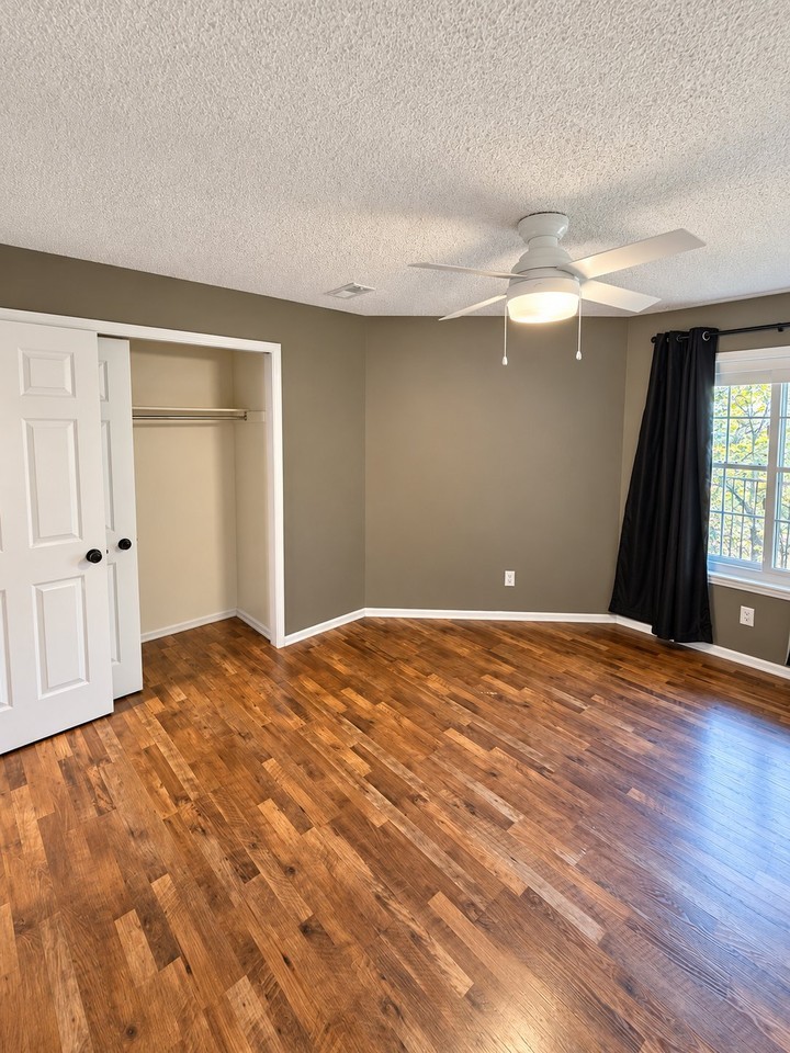 13741 E Lehigh Ave #E - Photo 3 of 17