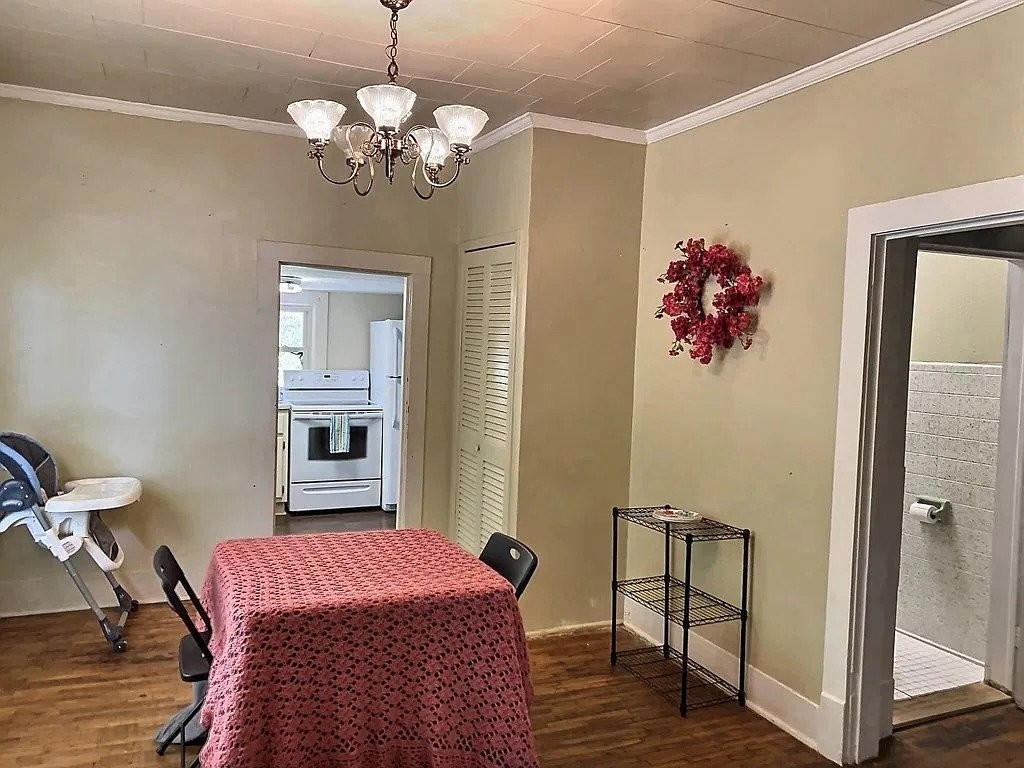 1522 Oak St Nw - Photo 5 of 19