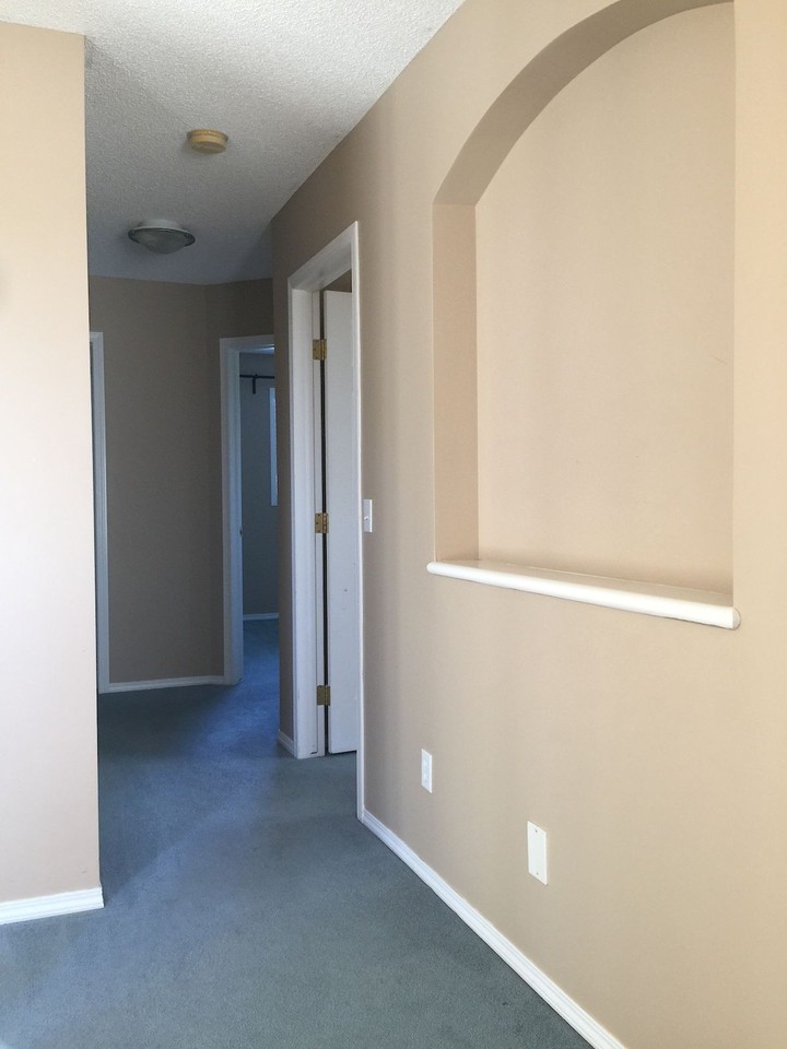 11169 Hidden Valley Dr Nw - Photo 5 of 9