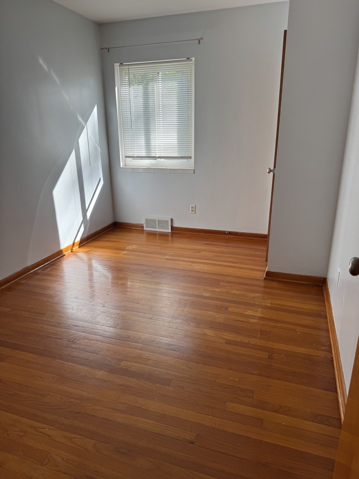 37398 Sharpe Ave #DOWN - Photo 5 of 11