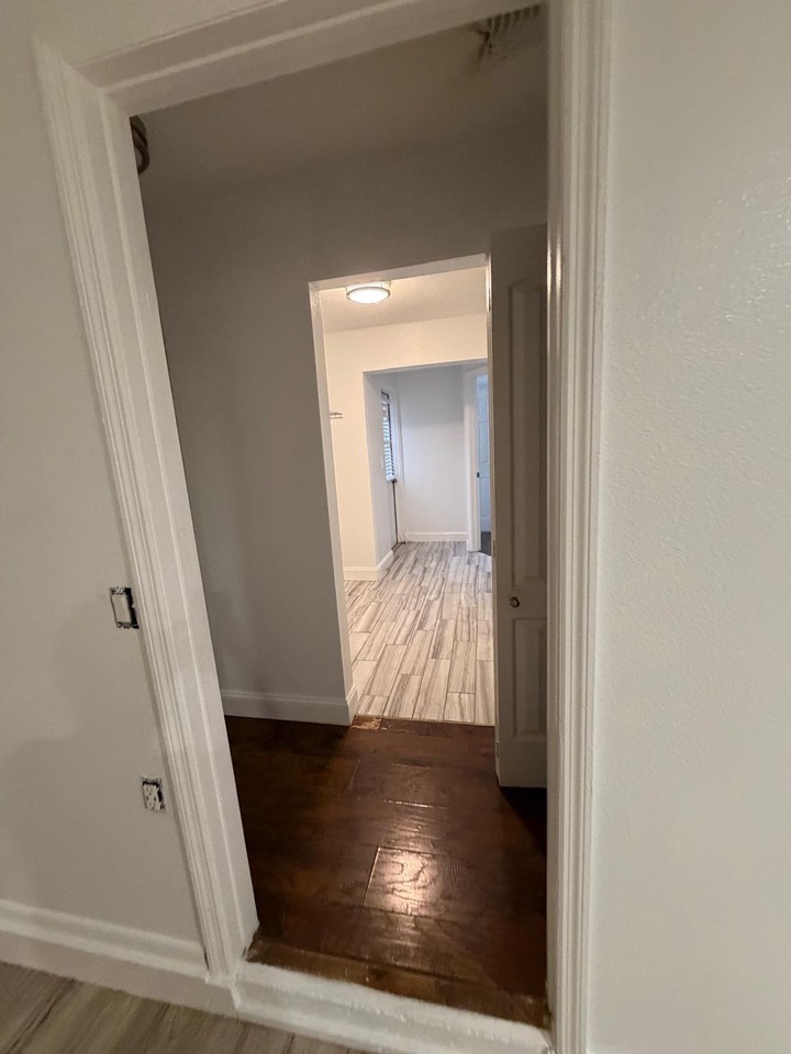 105 Jeffrey Dr #2 - Photo 7 of 13