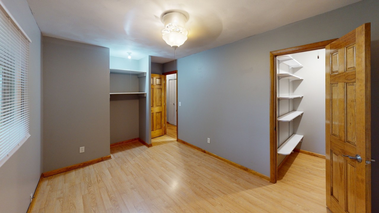 614 Good St #1 - Photo 5 of 16