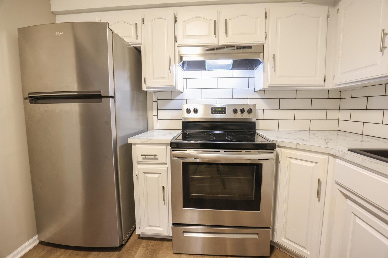 5820 Erskine St #5828-10 - Photo 6 of 34