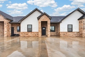 featured image of 16200 Ladera Way Unit C