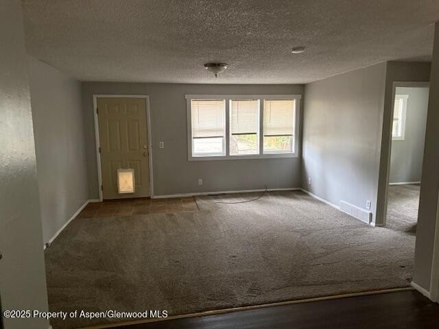 454 Washington St - Photo 3 of 16