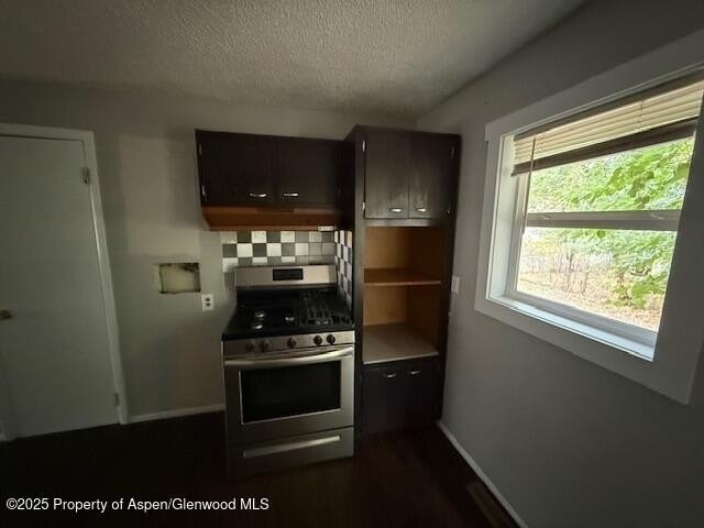 454 Washington St - Photo 5 of 16