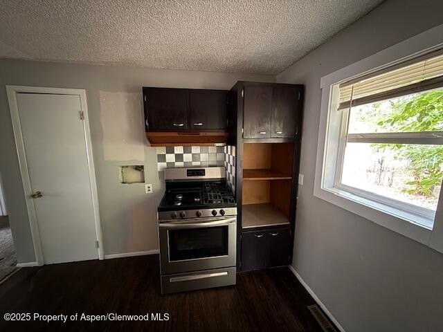 454 Washington St - Photo 6 of 16