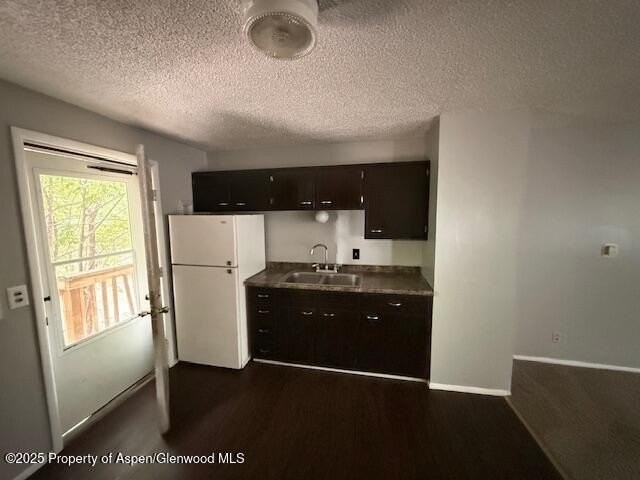 454 Washington St - Photo 7 of 16