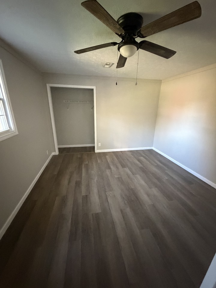 1514 Ninevah Rd #C - Photo 7 of 9