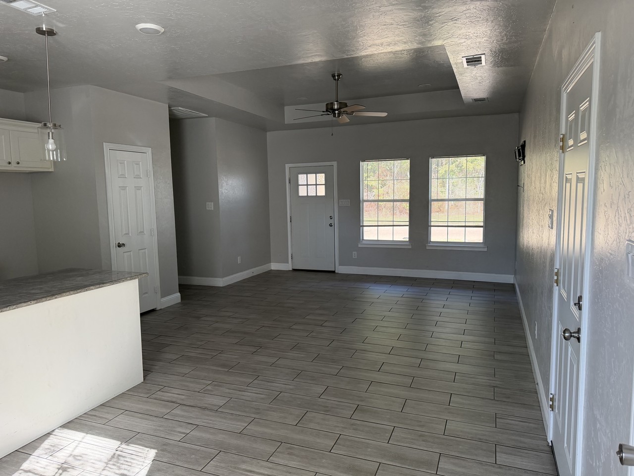 431 Reynolds St #1 - Photo 4 of 8