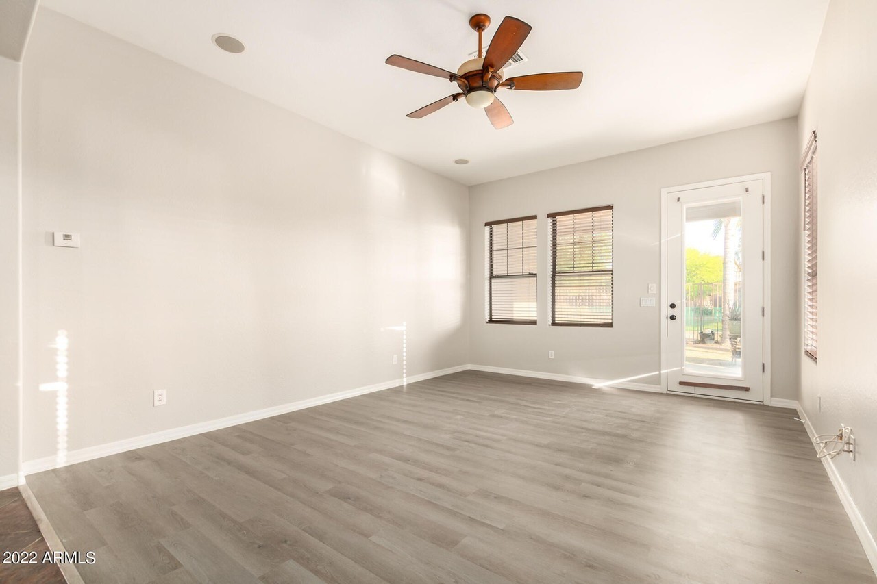 1437 W Pelican Ct - Photo 6 of 39