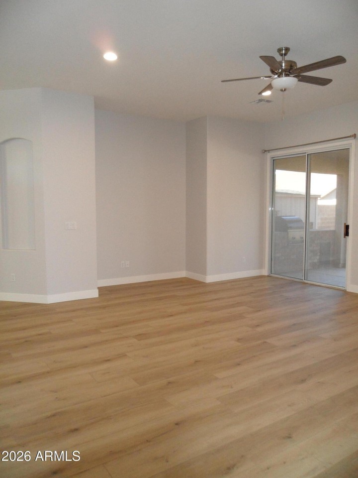 3812 S Seton Ave - Photo 6 of 16