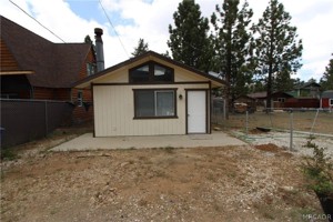 featured image of 2105 1st Ln