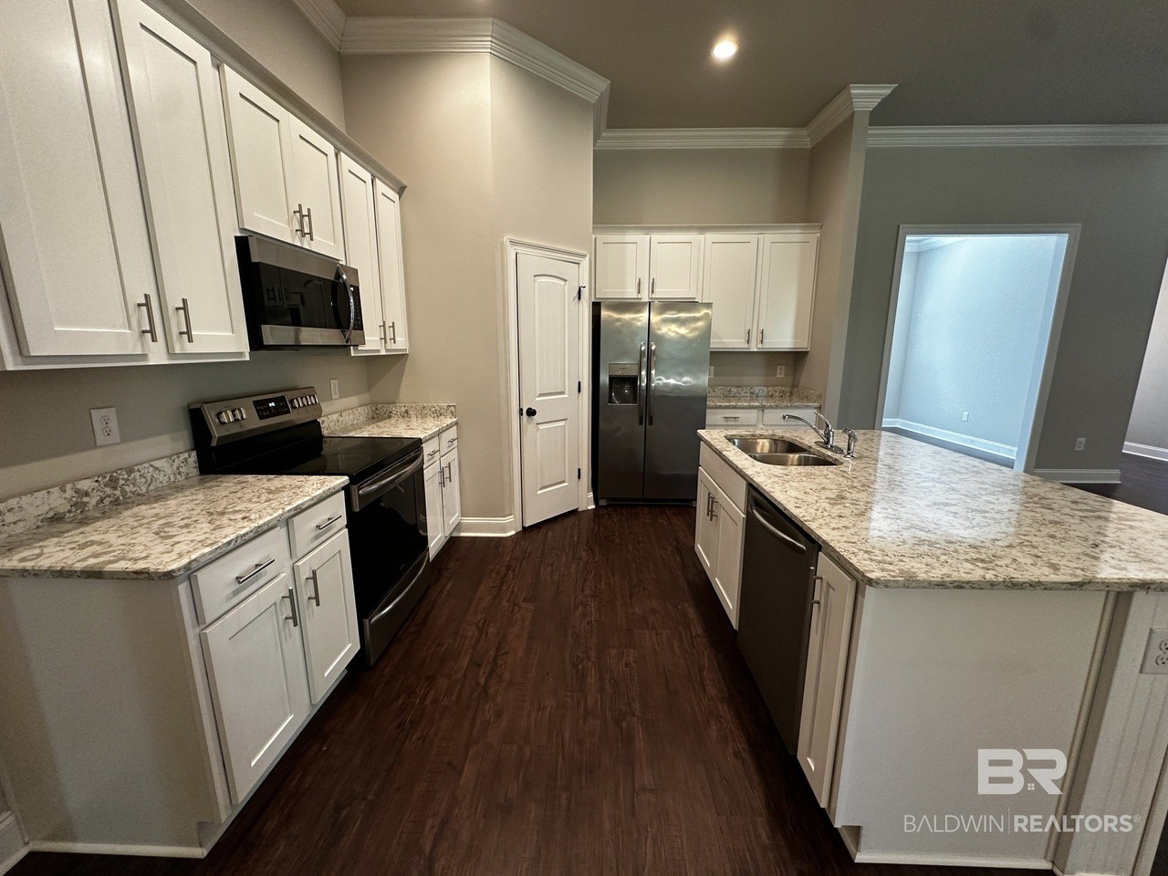 524 Crackwillow Ave - Photo 6 of 30