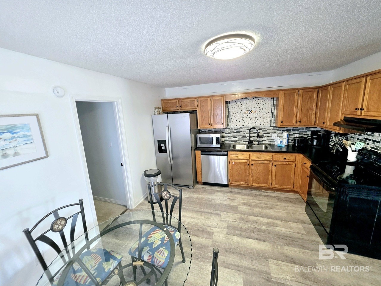 1474 W Beach Blvd #1 - Photo 5 of 19