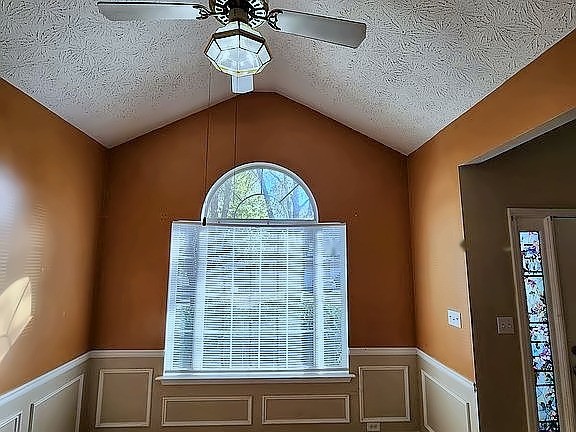 1508 Dickens Pl Nw #1 - Photo 6 of 8