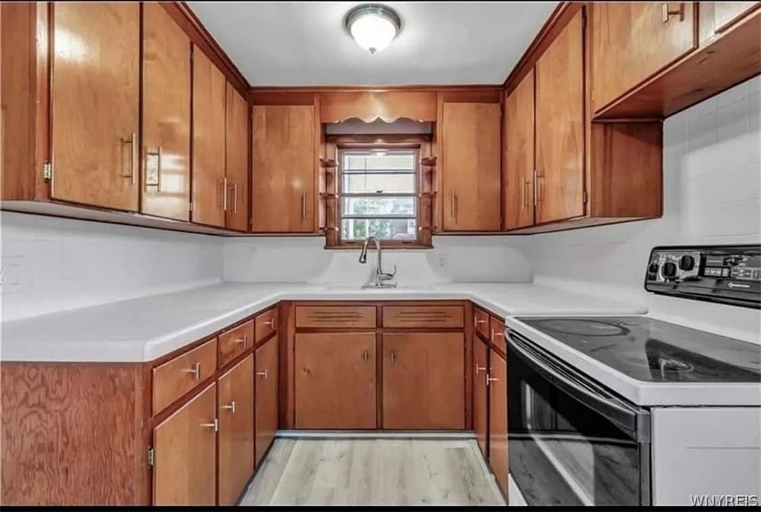 2633 Niagara St - Photo 7 of 14