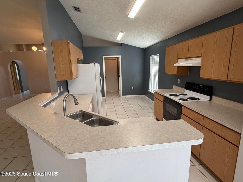 288 Mcclain Dr #1 - Photo 4 of 10