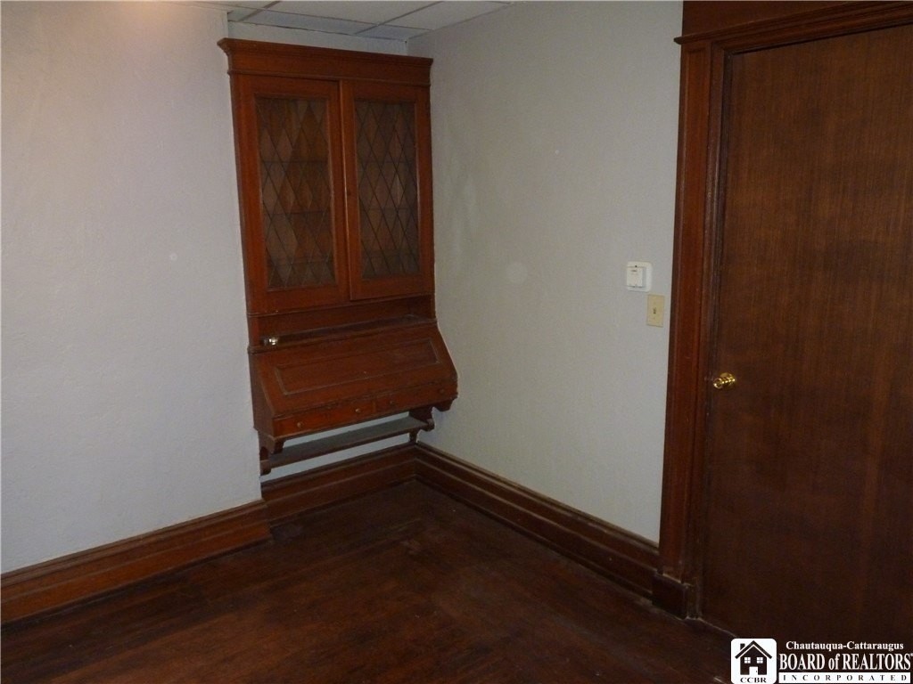 334 E 5th St - Photo 3 of 8
