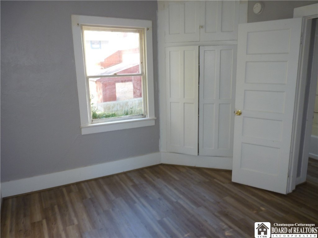 334 E 5th St - Photo 7 of 8