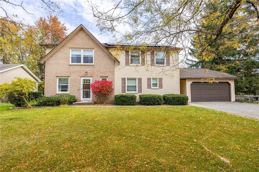 16 Sanders Farm Dr - Photo 2 of 37