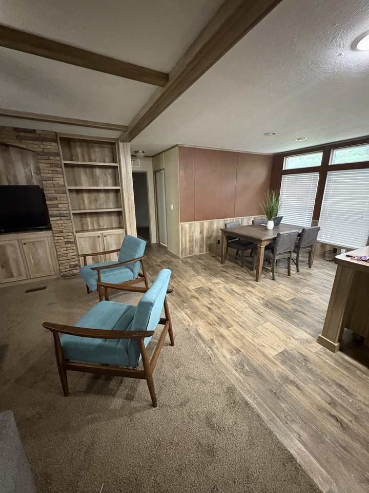 204 Wildflower Dr #1 - Photo 3 of 21