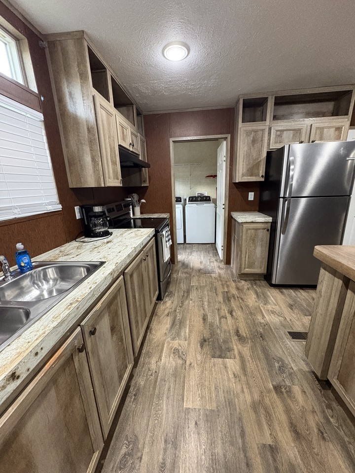204 Wildflower Dr #1 - Photo 6 of 21