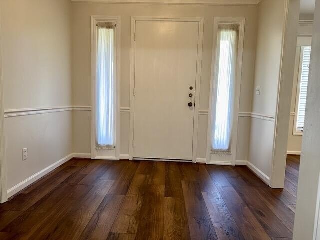4430 Hedingham Ln - Photo 2 of 45