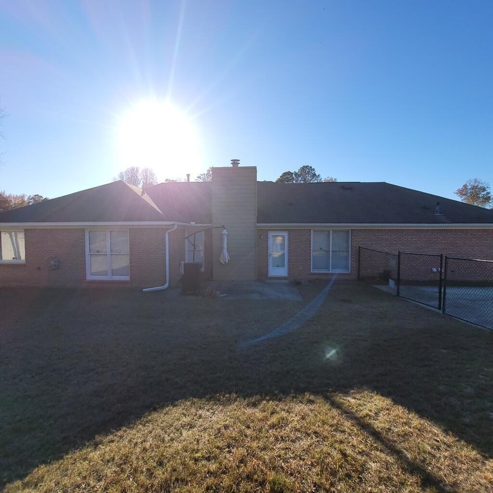 532 Paula Ct - Photo 3 of 8