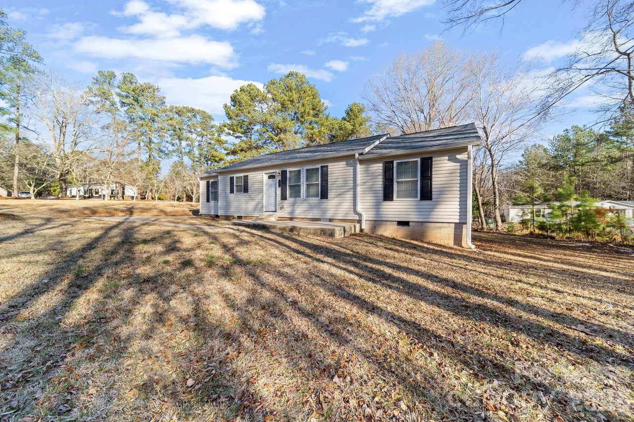 5309 Waxhaw Marvin Rd - Photo 2 of 23
