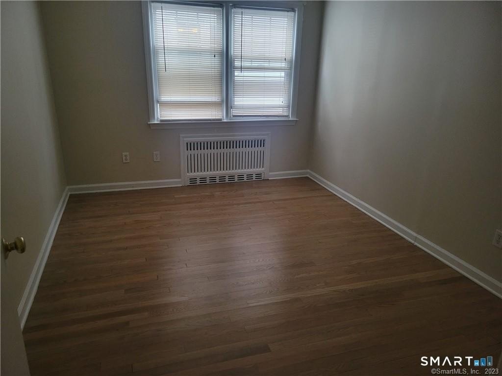 310 Courtland Ave - Photo 7 of 21
