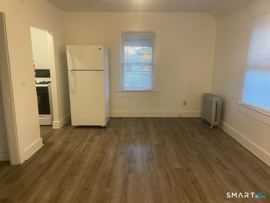 123 Poquonnock Rd - Photo 3 of 8