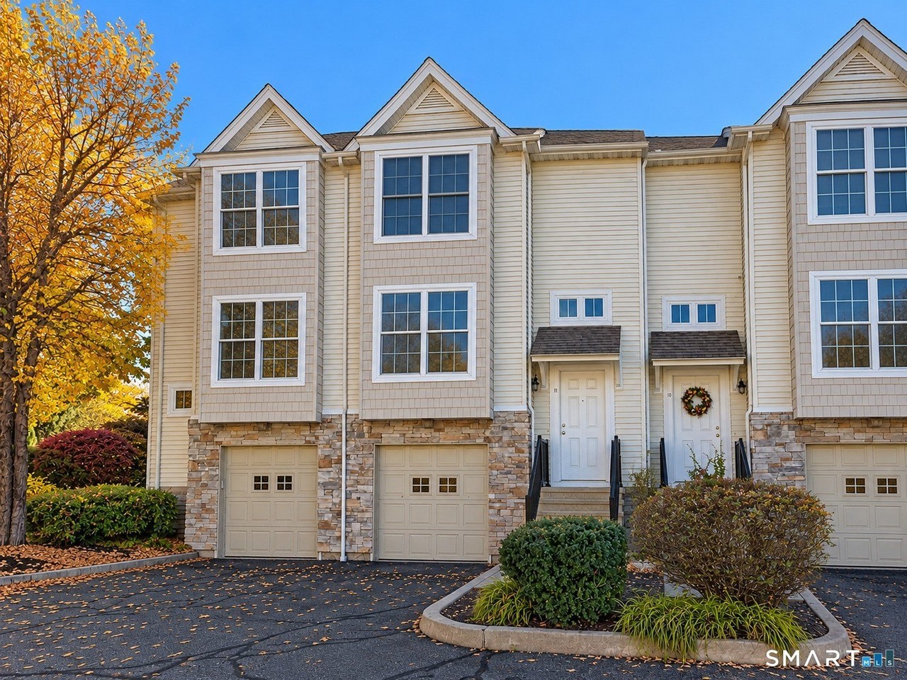 32 Crows Nest Ln #11 - Photo 2 of 22