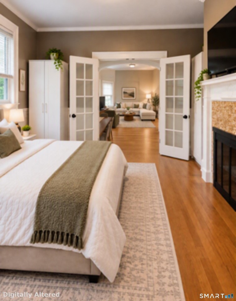 292 Coram Ave - Photo 3 of 12