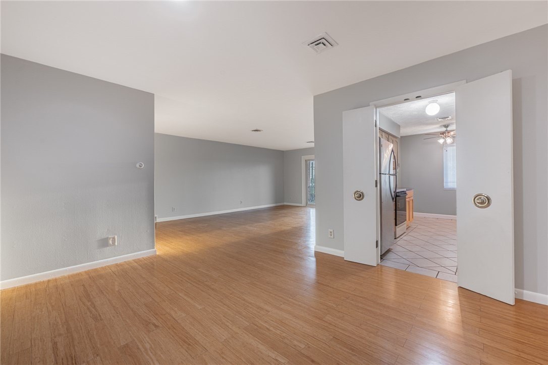 3401 Southdale Dr #7 - Photo 5 of 16