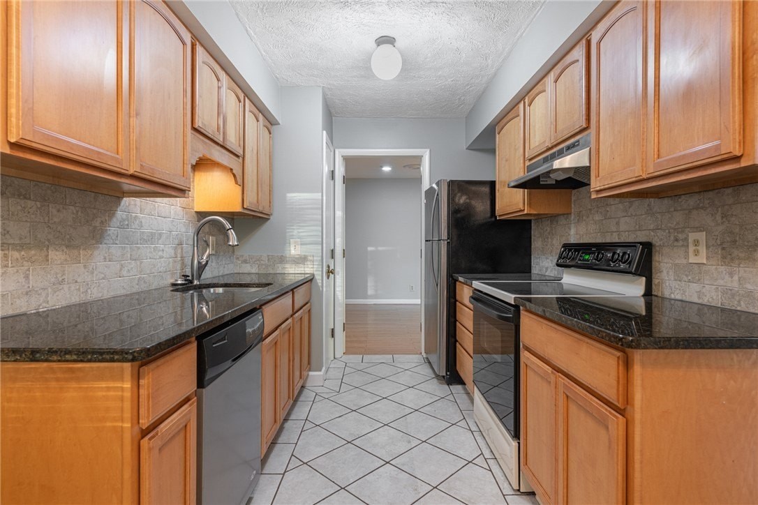 3401 Southdale Dr #7 - Photo 6 of 16