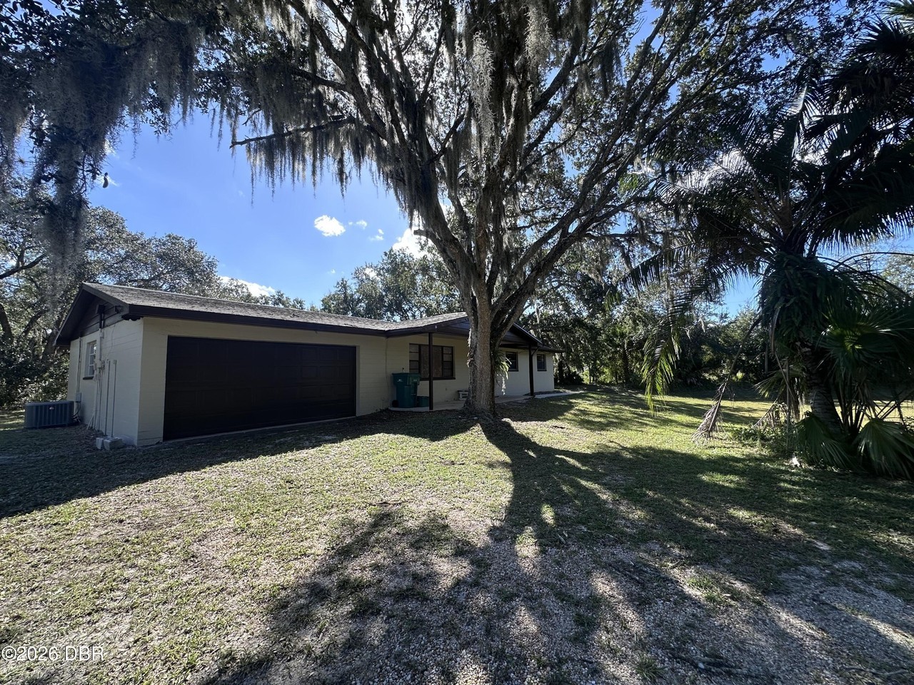 1721 Taylor Rd - Photo 2 of 14