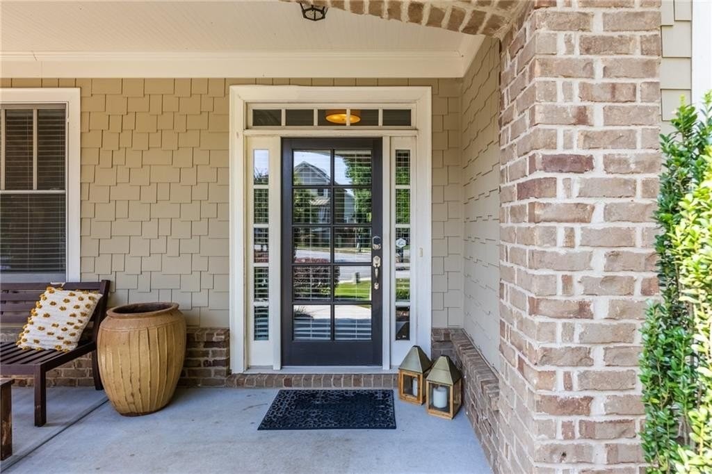 558 Glenaire Walk Se - Photo 4 of 50